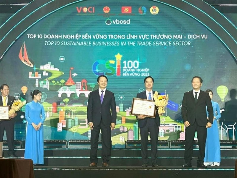 Tập đoàn Bảo Việt được vinh danh trong TOP 10 "Doanh nghiệp bền vững Việt Nam 2023"