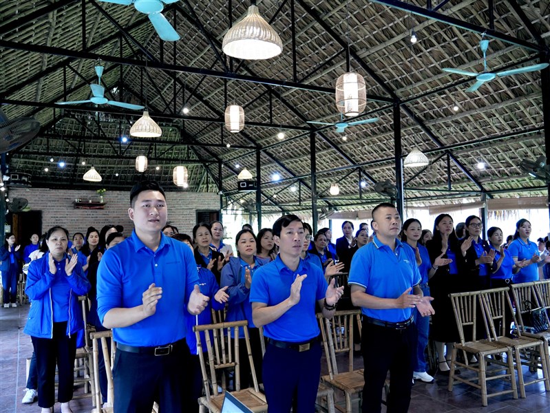 Bảo Việt Nhân thọ Cao Bằng đào tạo nâng cao kỹ năng kết hợp sinh hoạt, tổng kết Quý 1/2024