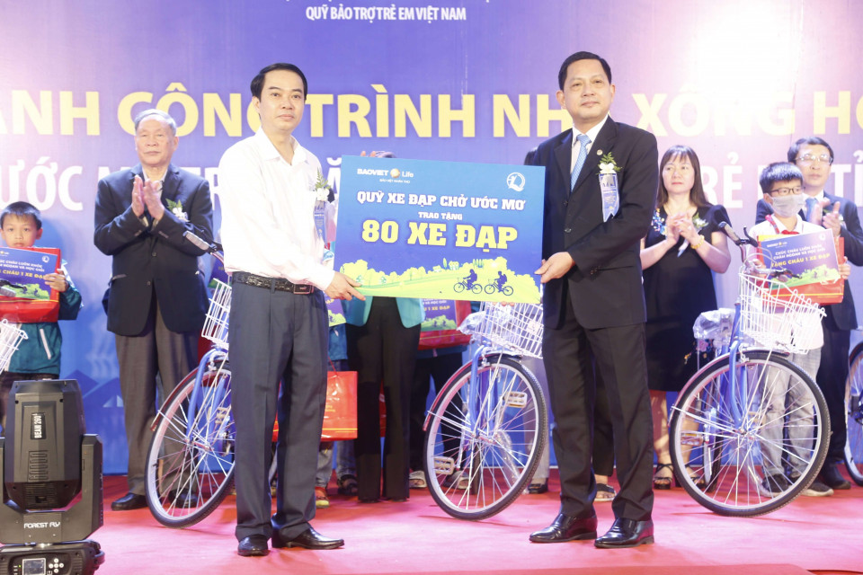 Quỹ xe đạp chở ước mơ Bảo Việt Nhân thọ