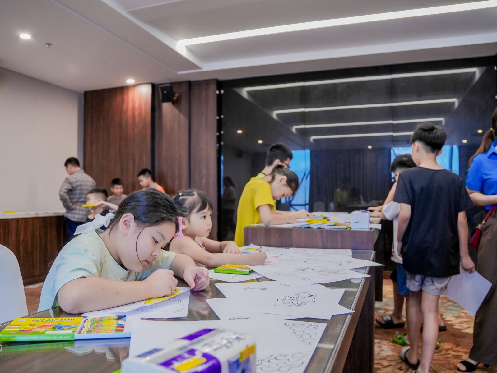 Bảo Việt Nhân thọ Cao Bẳng tổ chức Vui tết thiếu nhi 1-6 cho các em nhỏ