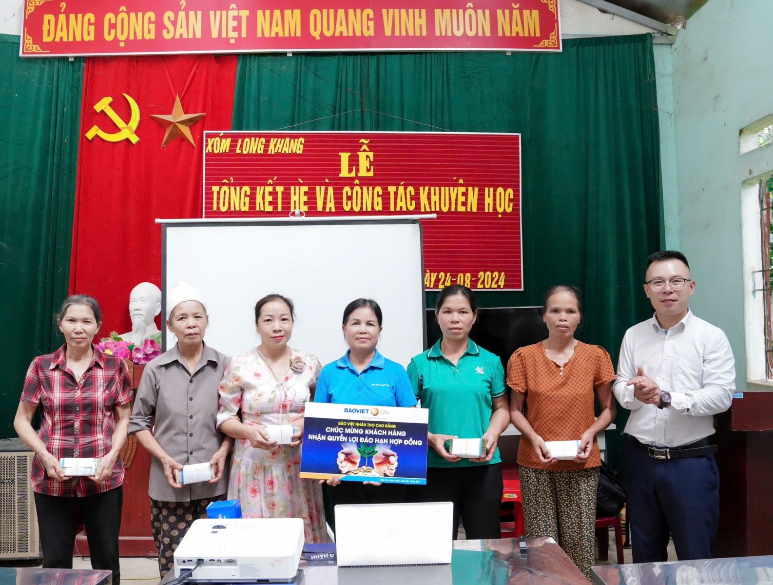 Bảo Việt Nhân thọ Cao Bằng trao đáo hạn hơn 416 triệu đồng