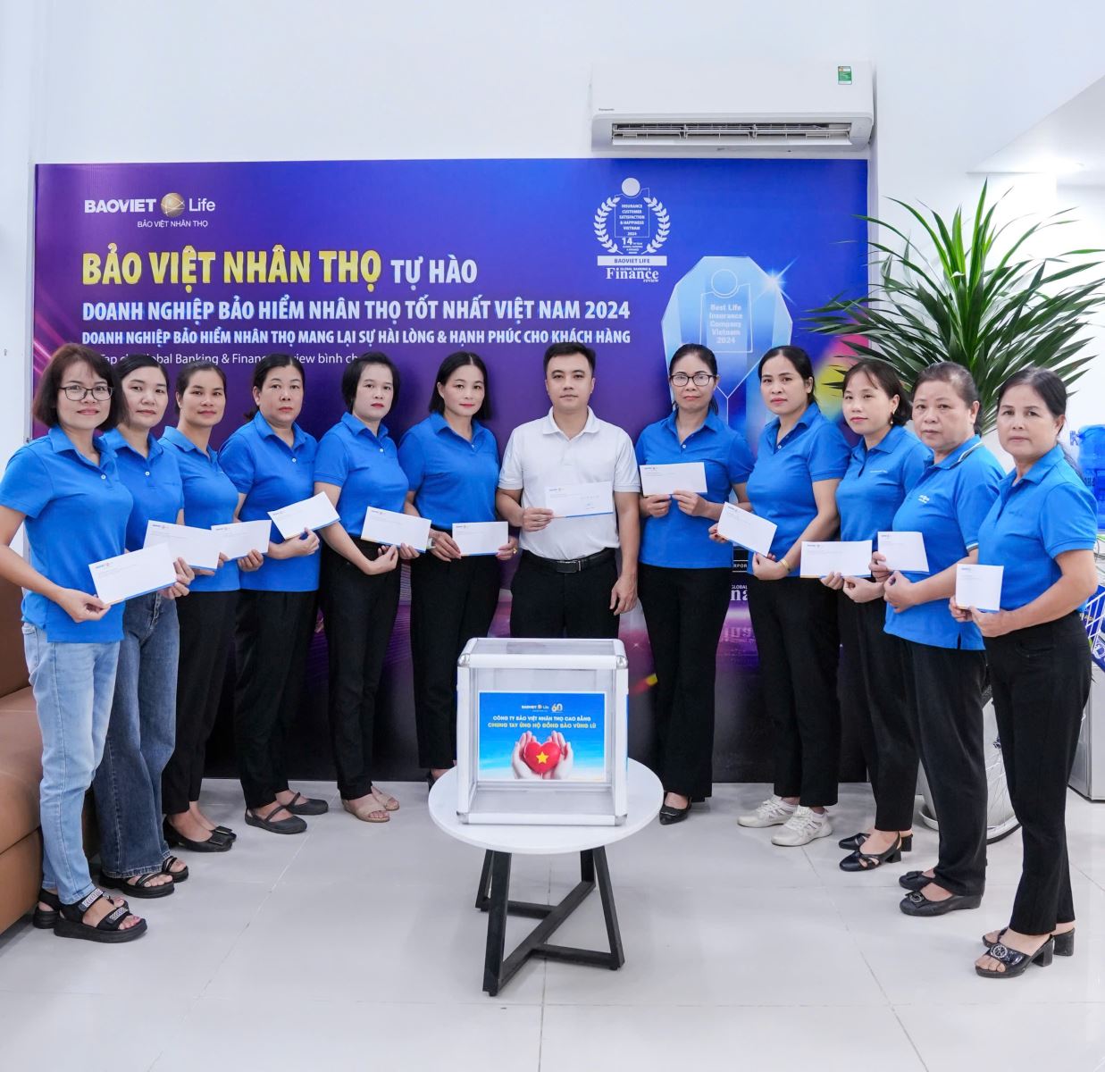 Bảo Việt Nhân thọ Cao Bằng: Lan tỏa truyền thống "Lá Lành Đùm Lá Rách" Quyên góp ủng hộ bà con Nguyên Bình bị ảnh hưởng bởi thiên tai