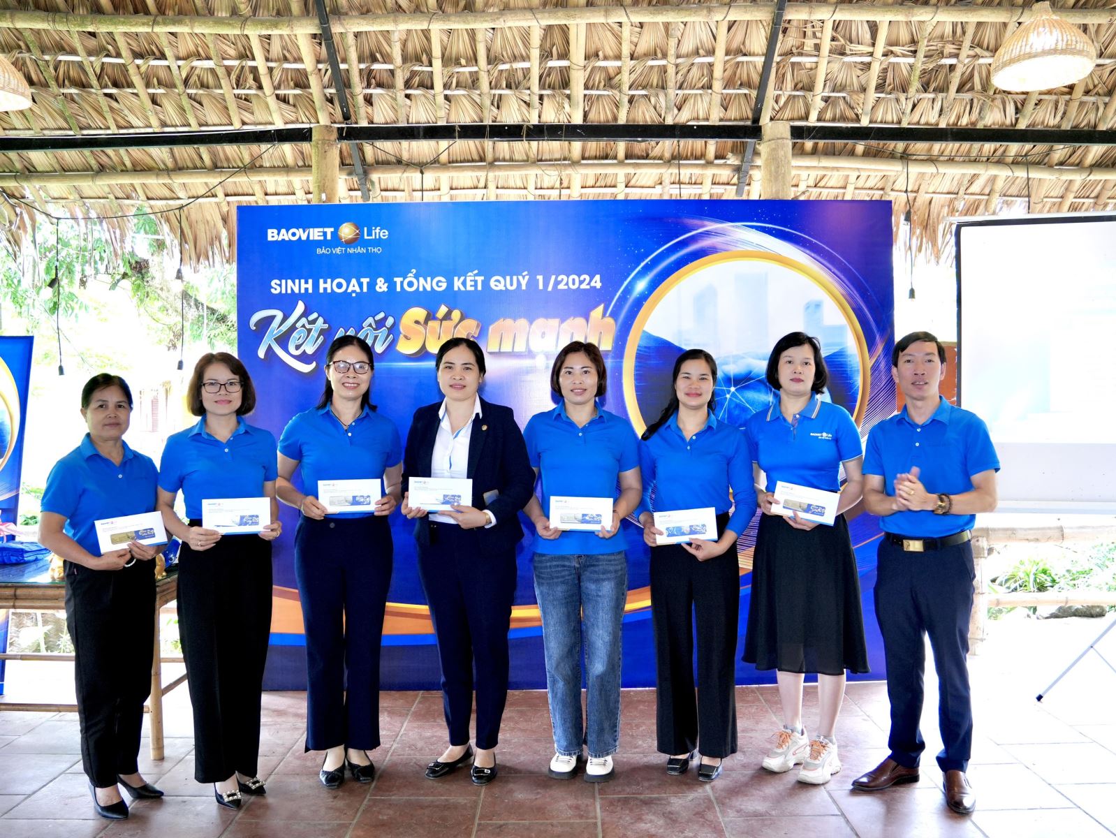 Bảo Việt Nhân thọ Cao Bằng đào tạo nâng cao kỹ năng kết hợp sinh hoạt, tổng kết Quý 1/2024