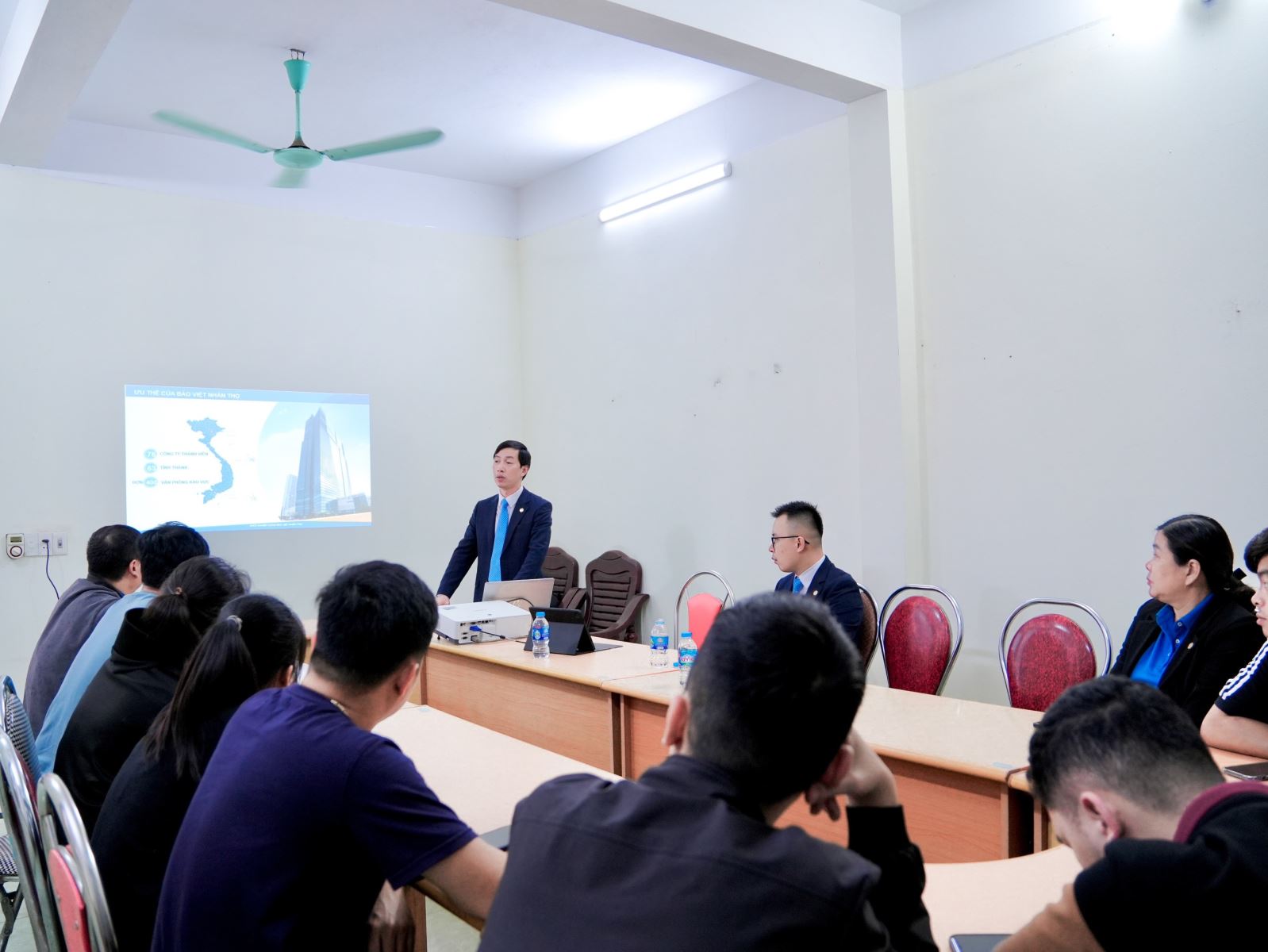 Bảo Việt Nhân thọ Cao Bằng tọa đàm báo cáo hoạt động trên địa bàn với Công an P.Hợp Giang