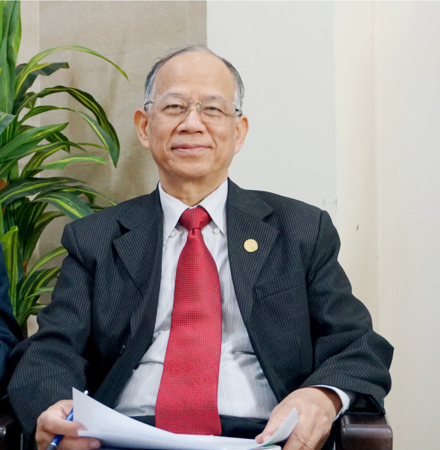 Chuyên gia kinh tế Nguyễn Minh Phong
