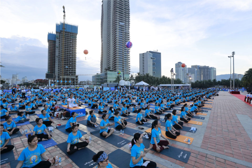 đồng diễn YOGA tại thành phố Đà Nẵng