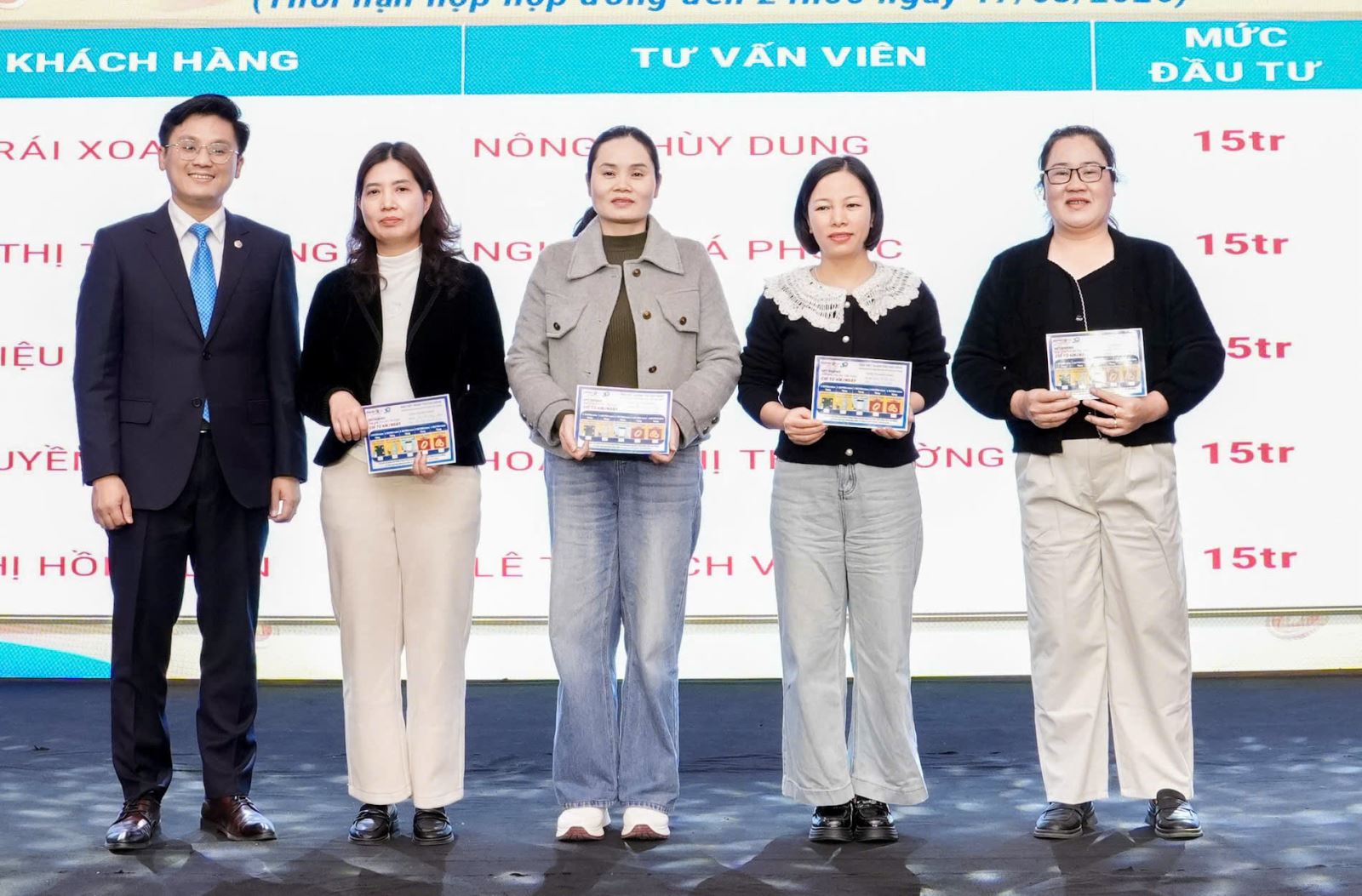 Hội nghị tri ân đầy cảm xúc cùng Ca sĩ Trung Quang